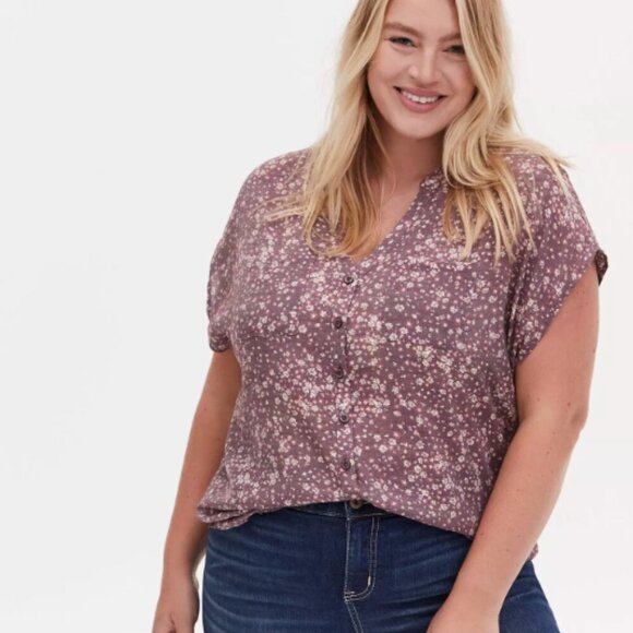 Torrid Lindsay Button Front Floral Purple Dolman Split Neck Top 4 4X 26 - Picture 1 of 7